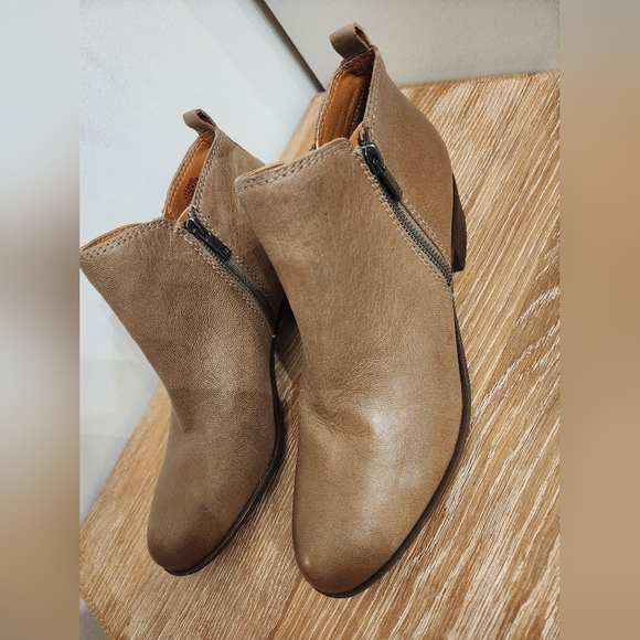 Lucky Brand Shoes - Lucky Brand womens Lk-basel Ankle Bootie size 11